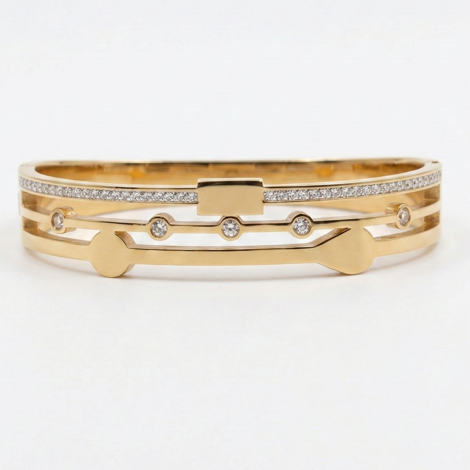 Imperial Arc Diamond Bangle – Gold Prestige Edition