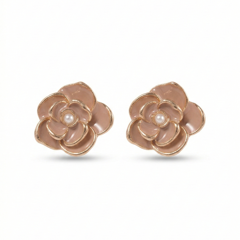 Pearl Bloom Floral Gold Earing