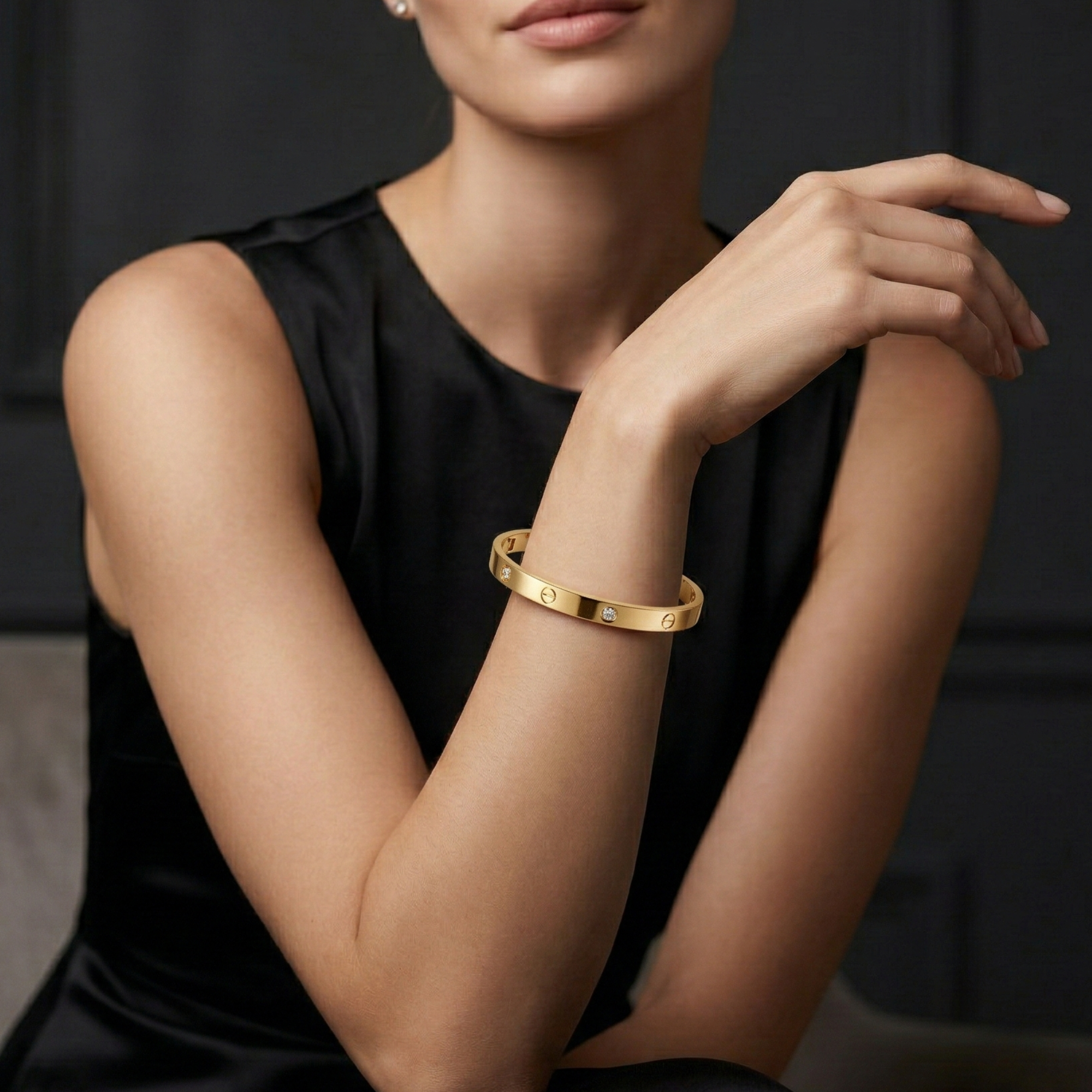 Regal Screw Crystal Bangle – Gold Luxe Edition