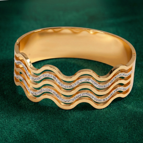 Golden Wave Crystal Cuff – Luxe Flow Edition