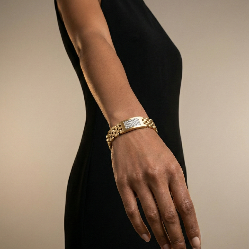 Royal Chain Crystal Cuff – Gold Elite Edition