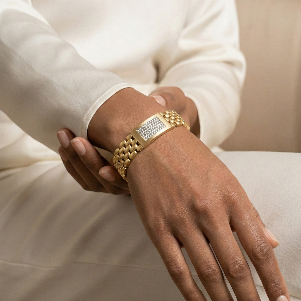 Royal Chain Crystal Cuff – Gold Elite Edition
